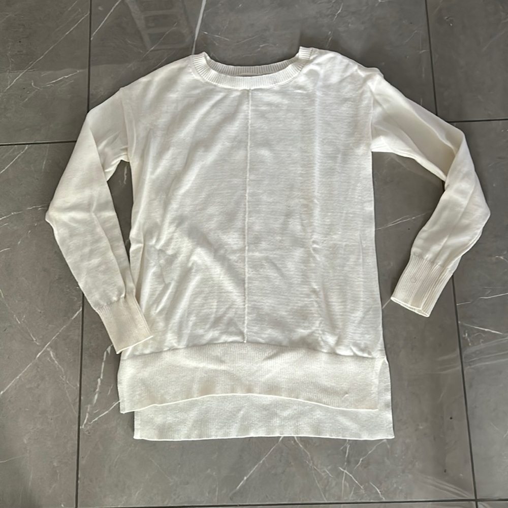 Banana Republic Off-White Sweater- Size XS- Excellent Condition